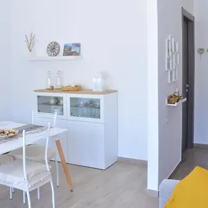 Casa Benny Difronte Al Mare Oliveri